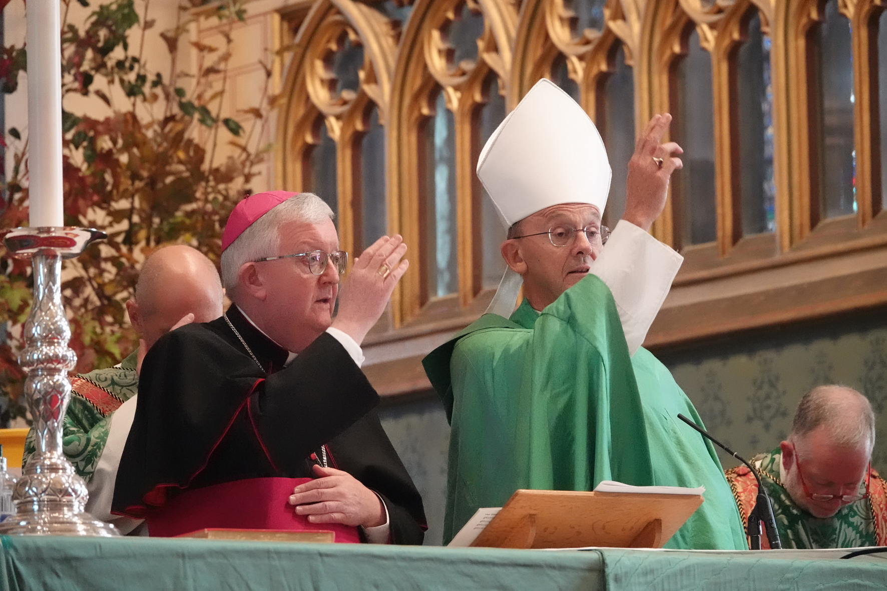 Archbishop Bernard and Bishop John blessing the congregation at Canterbury cathedral