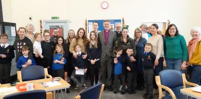 Bishop Martin at after school club in Malvern Link_header