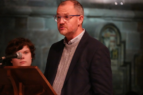 Dean Jones speaking in the Cathedral