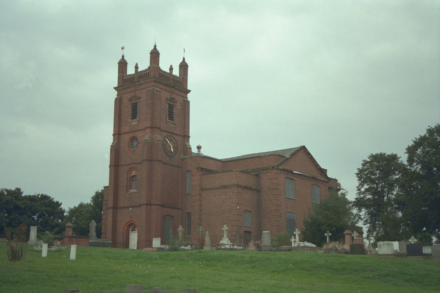 St Michael, Brierley Hill