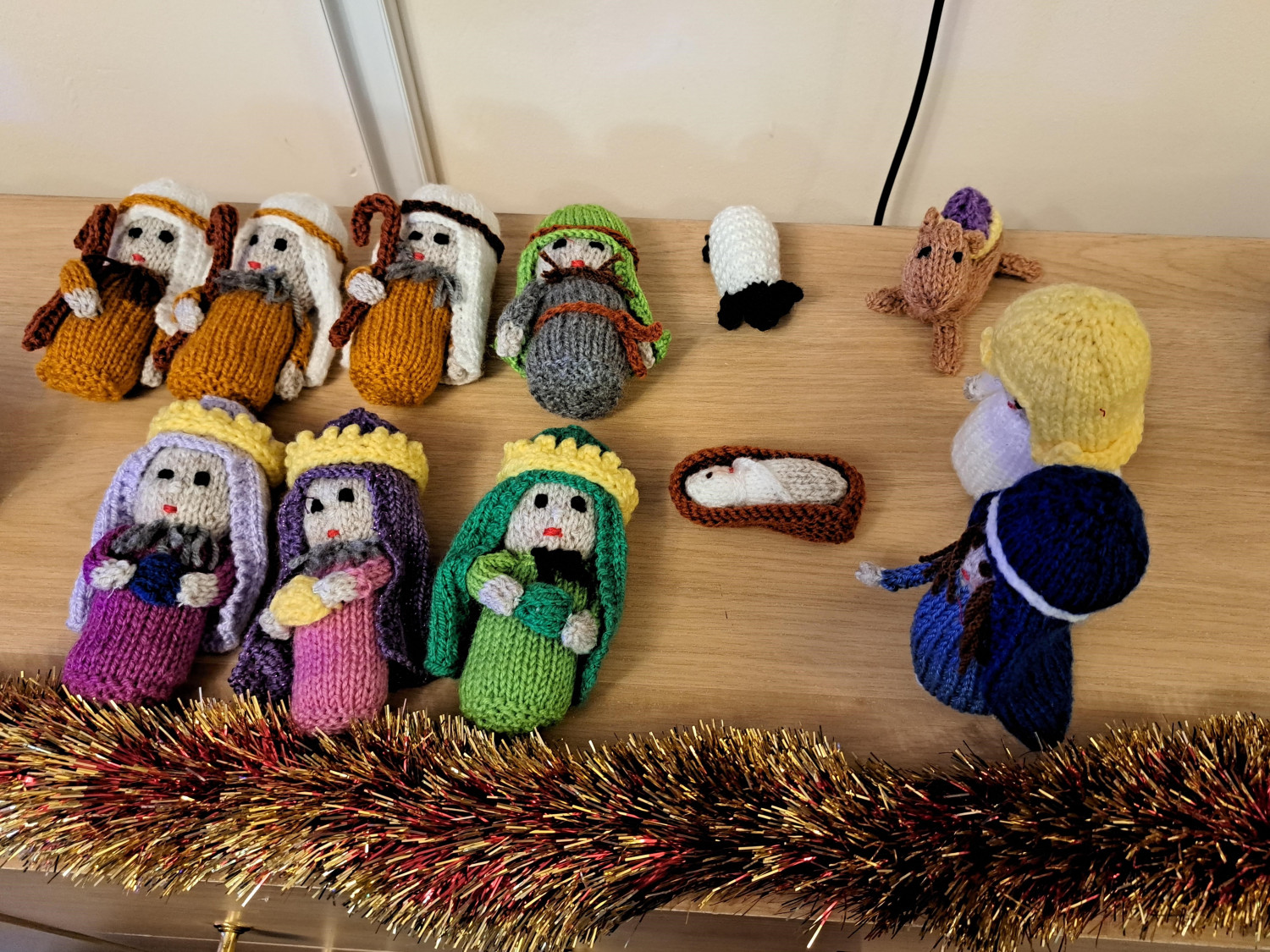 Another knitted nativity
